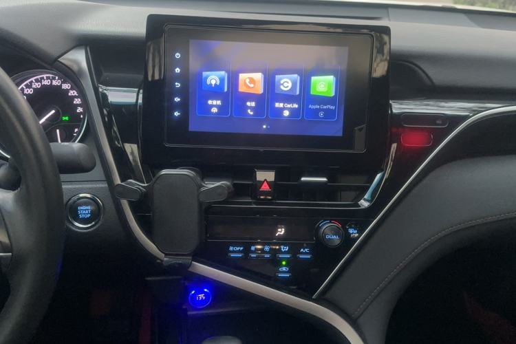 Used Toyota Camry 2022 2.0GVP Premier Edition Audio And AC Panel