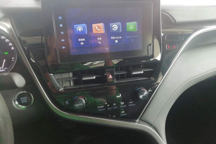 Used Toyota Camry 2022 2.0GVP Premier Edition Audio And AC Panel