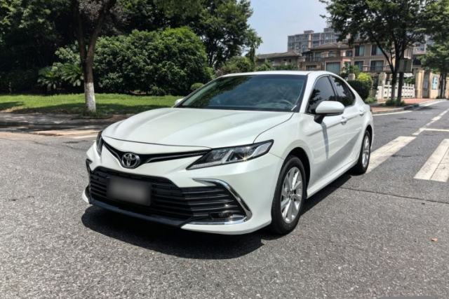 Toyota Camry 2022 2.0GVP Premier Edition с пробегом