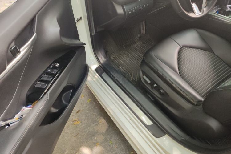 Used Toyota Camry 2022 2.0S Knight Edition Driver Seat