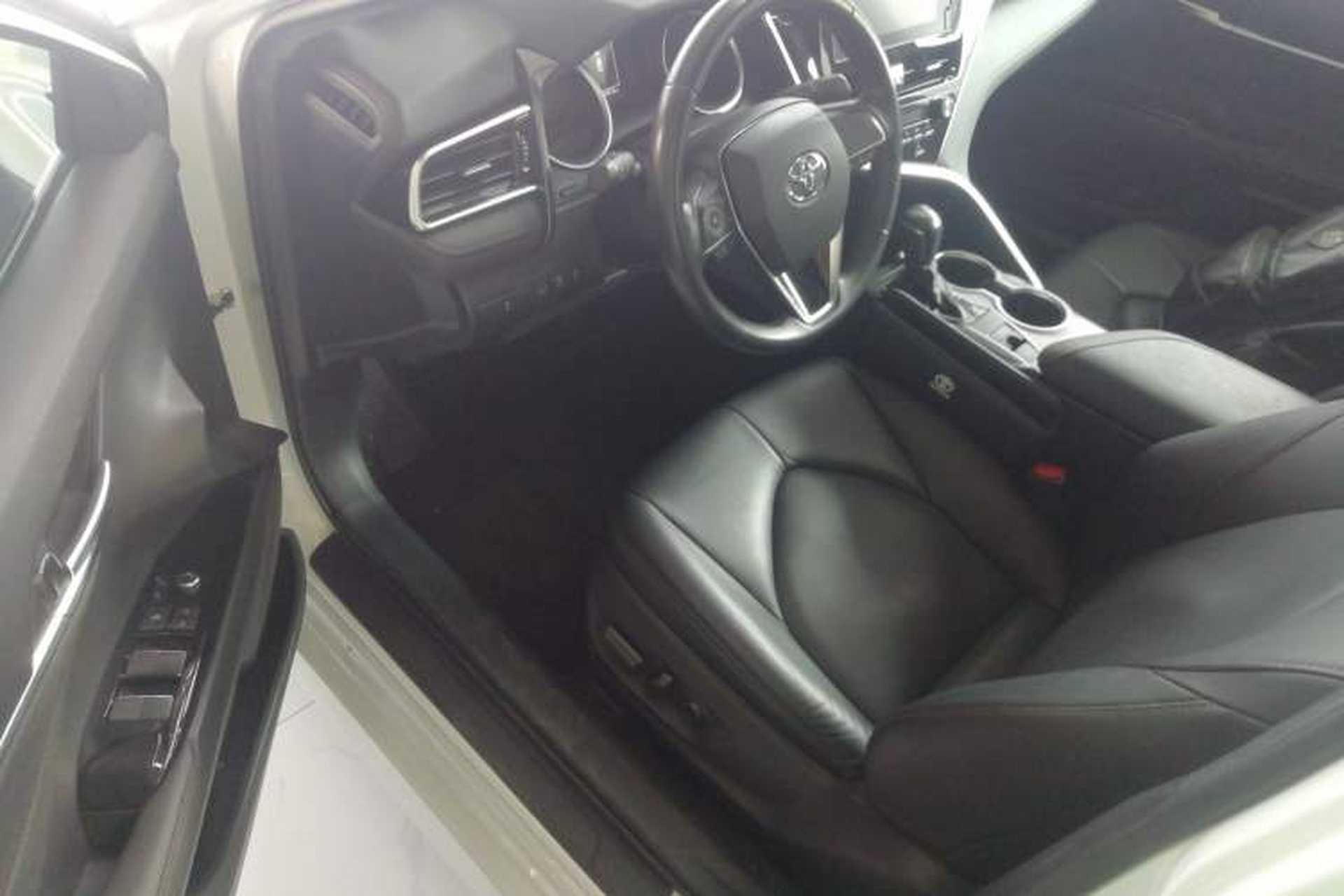 Used Toyota Camry 2022 2.0GVP Premier Edition Driver Seat