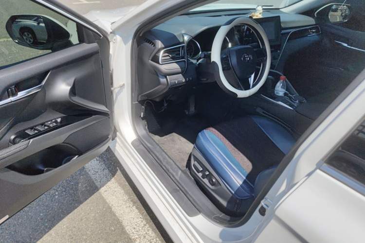 Used Toyota Camry 2022 2.0GVP Premier Edition Driver Seat