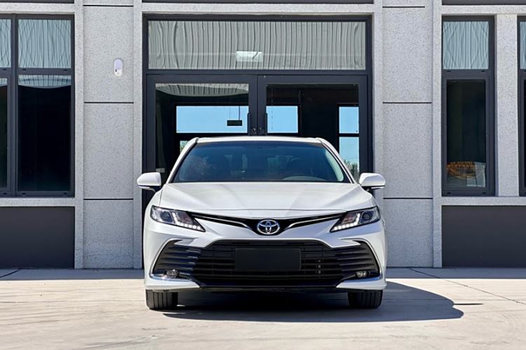 Used Toyota Camry 2022 2.0GVP Premier Edition Exterior 1
