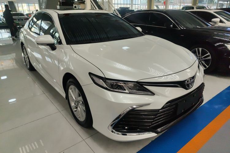Used Toyota Camry 2022 2.0GVP Premier Edition Front Right 45 Deg