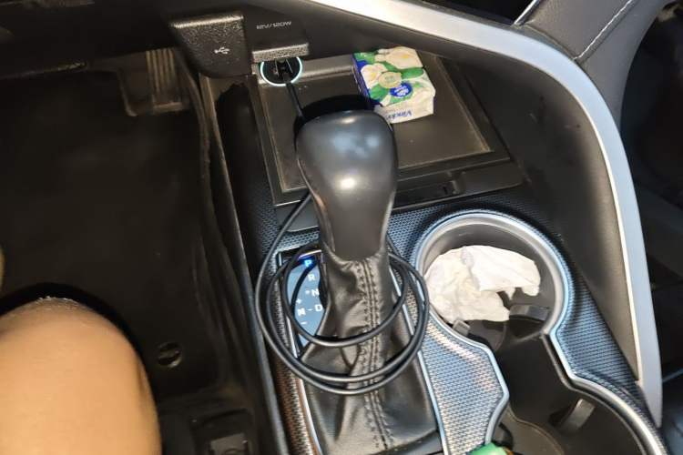 Used Toyota Camry 2022 2.0S Knight Edition Gear Lever