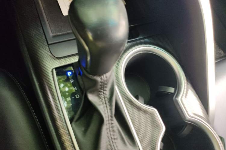 Used Toyota Camry 2022 2.0S Knight Edition Gear Lever