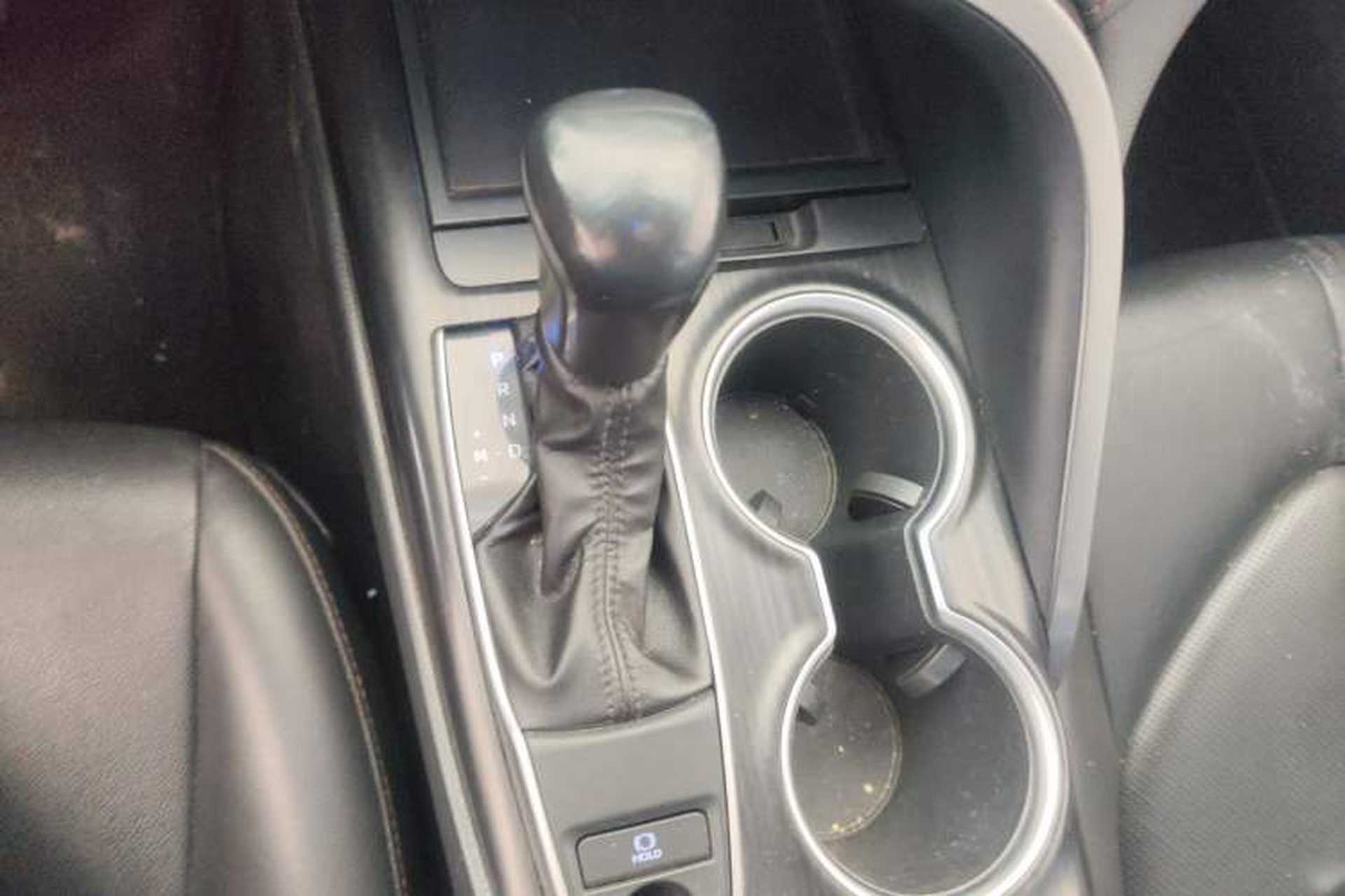 Used Toyota Camry 2022 2.0GVP Premier Edition Gear Lever