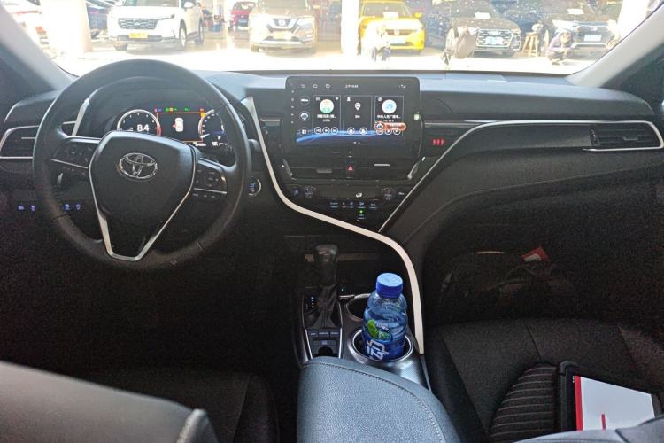 Used Toyota Camry 2022 2.5S Knight Edition Interior 2