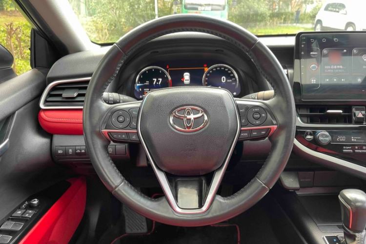 Used Toyota Camry 2022 2.5S Knight Edition Interior 3