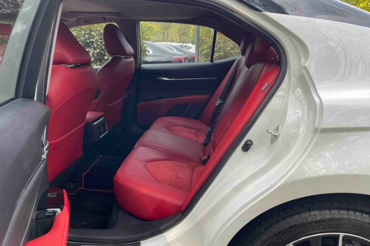 Used Toyota Camry 2022 2.5S Knight Edition Interior 6