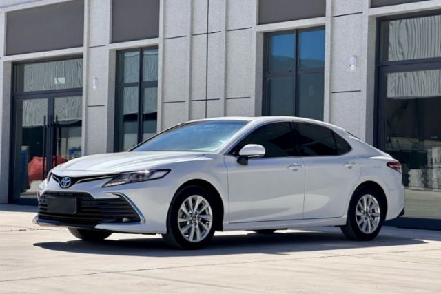 Used Toyota Camry 2022 2.0GVP Premier Edition