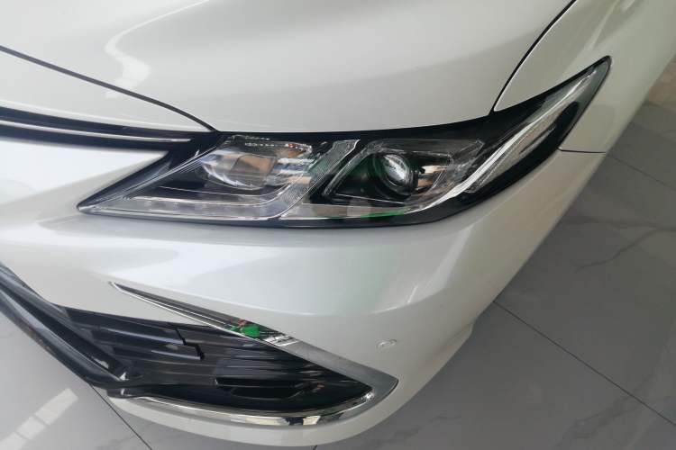 Used Toyota Camry 2022 2.0GVP Premier Edition Left Front Headlight