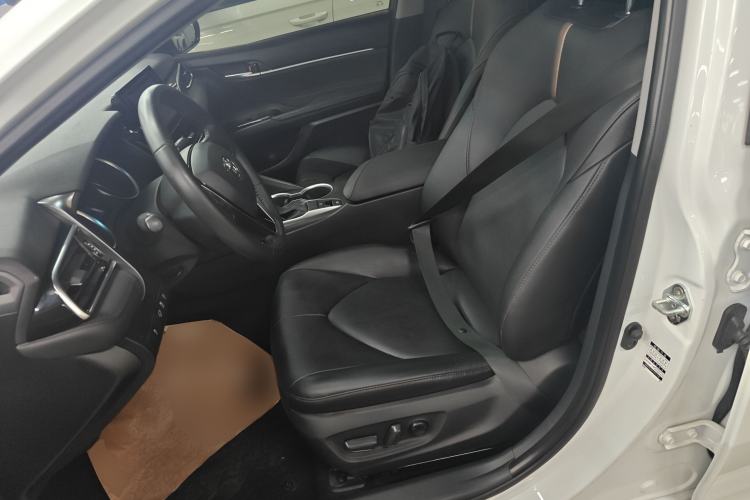 Used Toyota Camry 2022 2.0GVP Premier Edition Left Front Seat