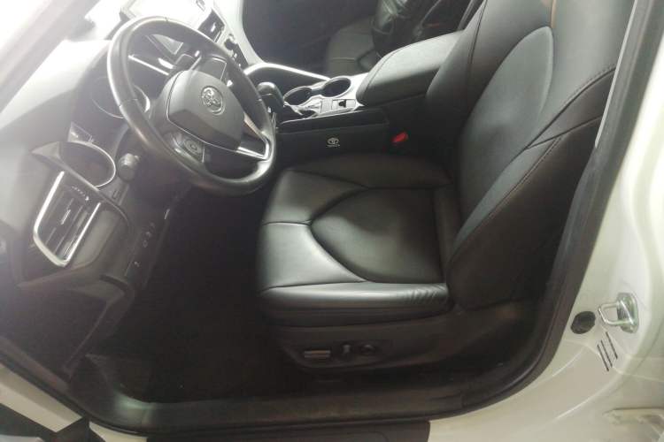 Used Toyota Camry 2022 2.0GVP Premier Edition Left Front Seat