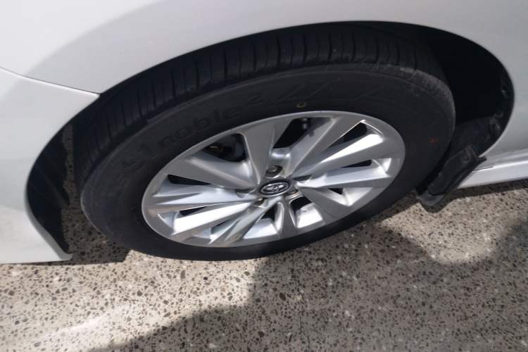 Used Toyota Camry 2022 2.0GVP Premier Edition Left Front Wheel Hub