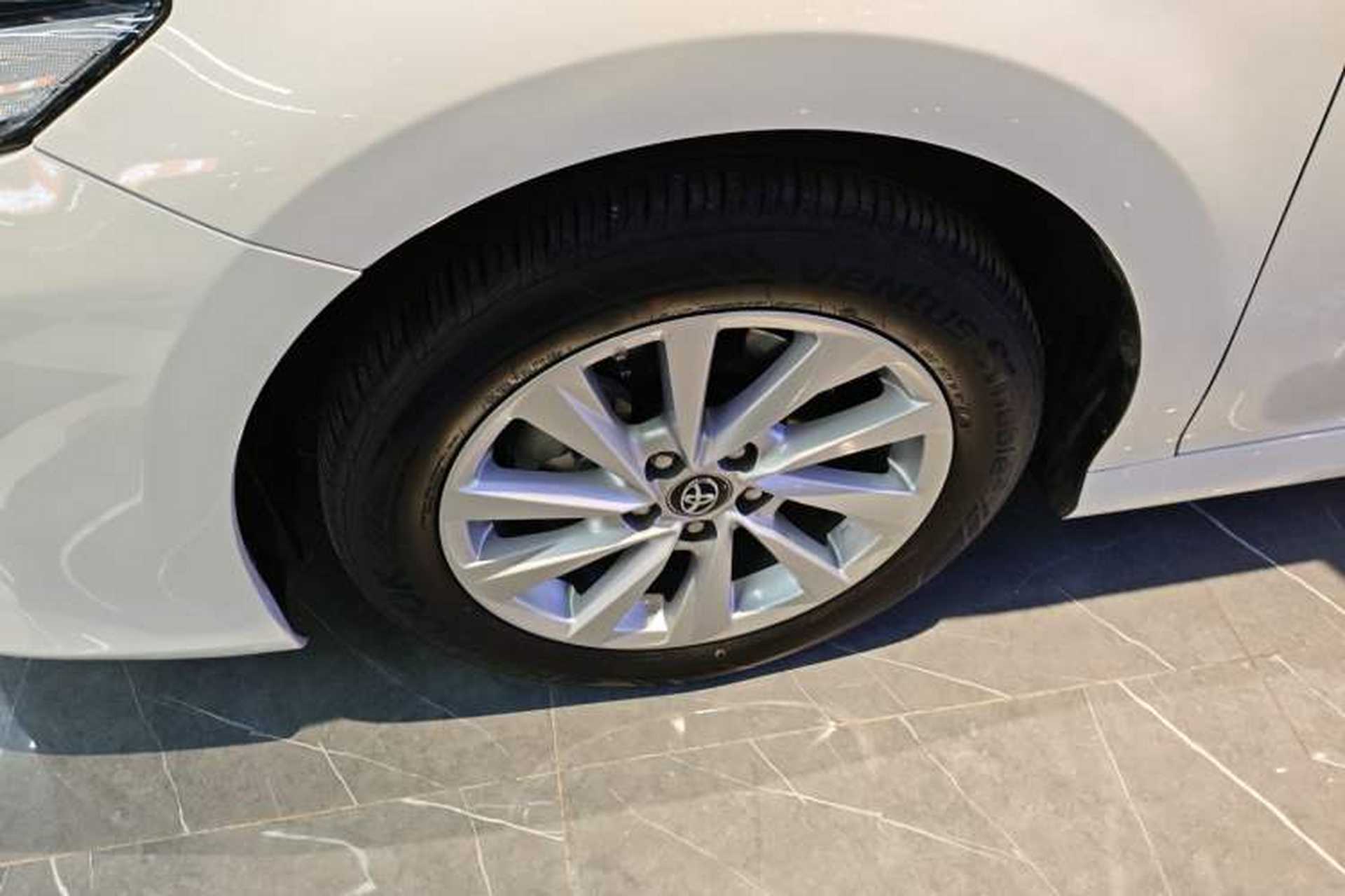 Used Toyota Camry 2022 2.0GVP Premier Edition Left Front Wheel Hub