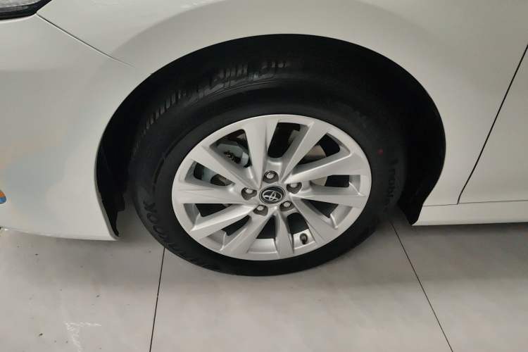 Used Toyota Camry 2022 2.0GVP Premier Edition Left Front Wheel Hub