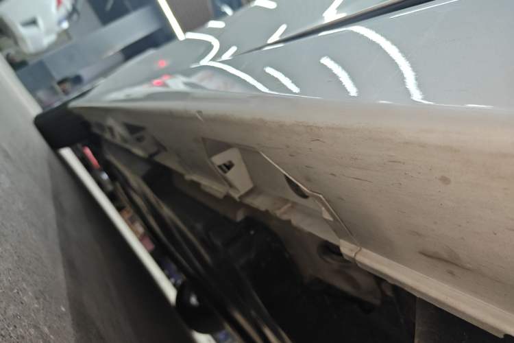 Used Toyota Camry 2022 2.0GVP Premier Edition Left Side Sill