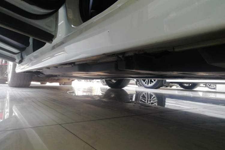 Used Toyota Camry 2022 2.0GVP Premier Edition Left Side Sill