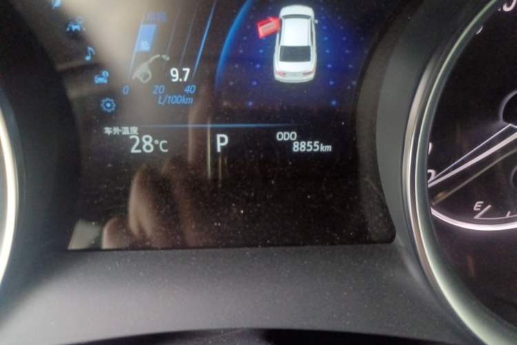 Used Toyota Camry 2022 2.0GVP Premier Edition Odometer Close Up