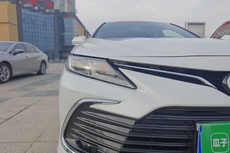 Used Toyota Camry 2022 2.0GVP Premier Edition Right Front Headlight