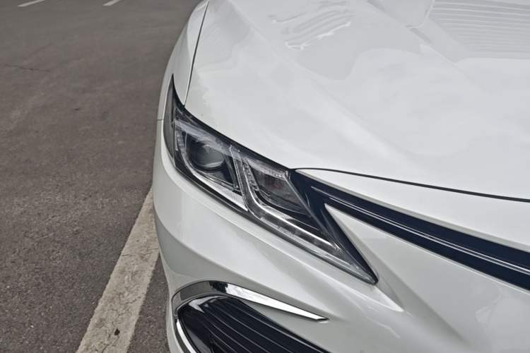 Used Toyota Camry 2022 2.0GVP Premier Edition Right Front Headlight