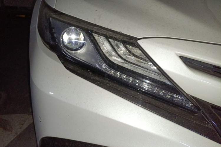 Used Toyota Camry 2022 2.5S Knight Edition Right Front Headlight