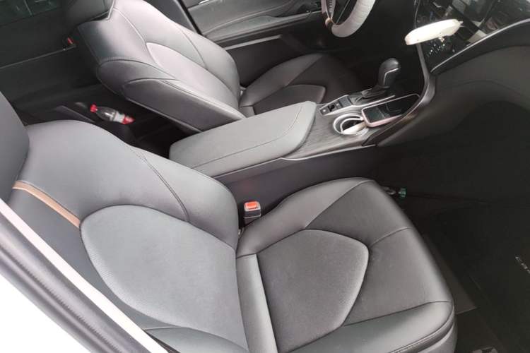 Used Toyota Camry 2022 2.0GVP Premier Edition Right Front Seat