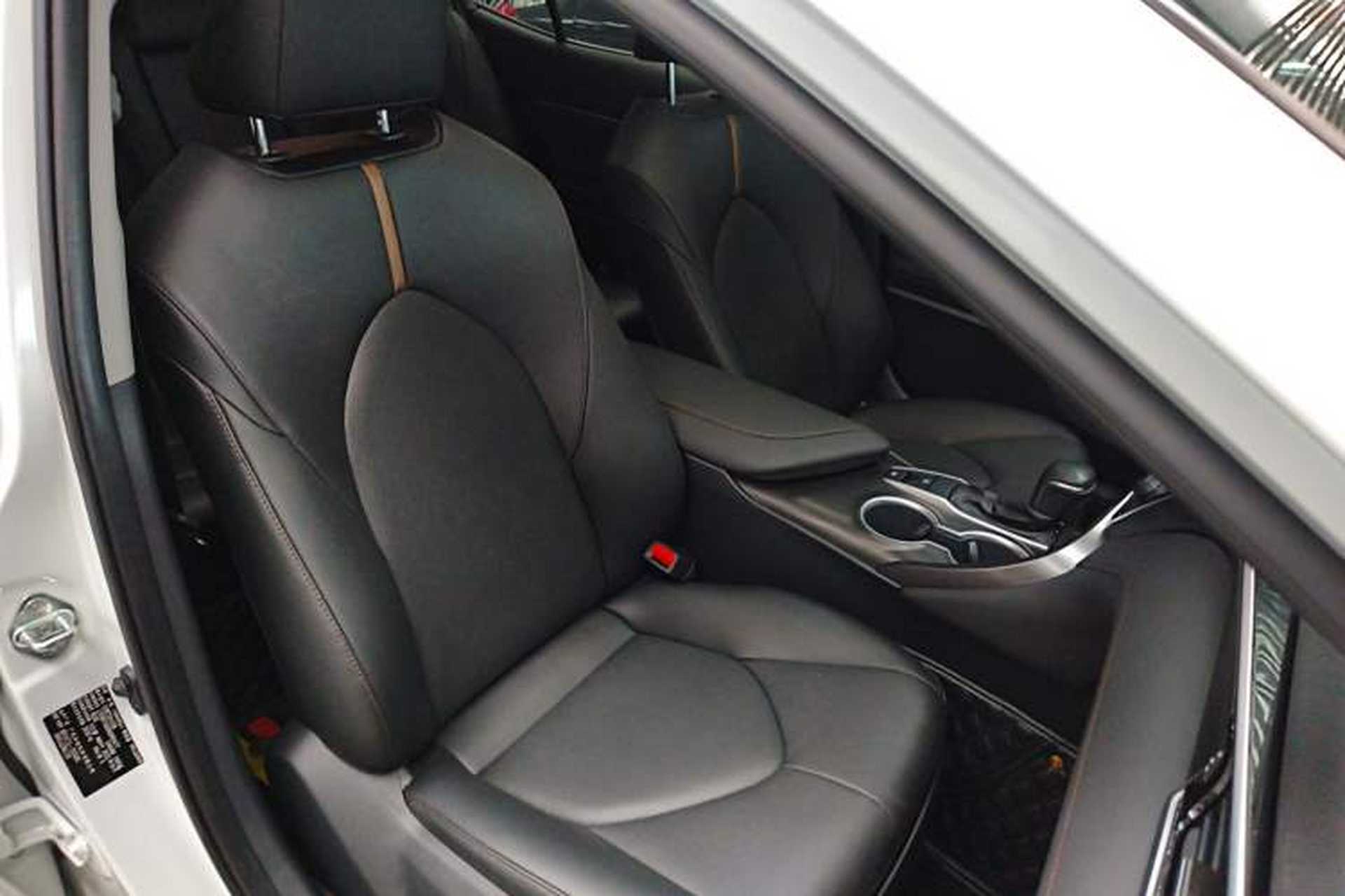 Used Toyota Camry 2022 2.0GVP Premier Edition Right Front Seat