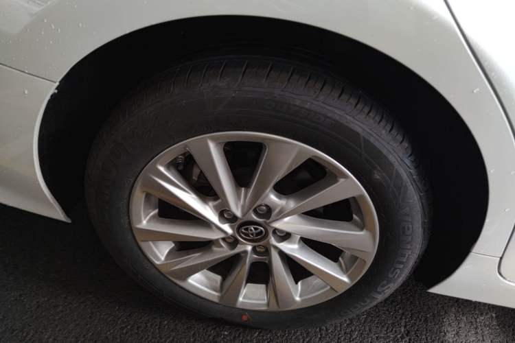 Used Toyota Camry 2022 2.0GVP Premier Edition Right Rear Wheel Hub