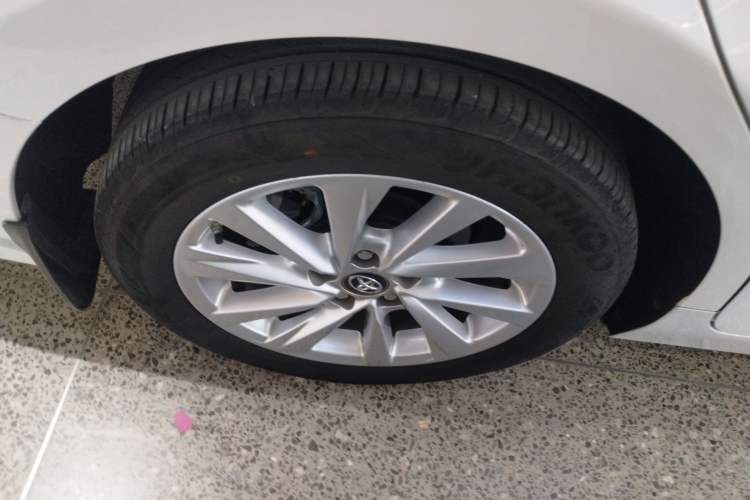 Used Toyota Camry 2022 2.0GVP Premier Edition Right Rear Wheel Hub