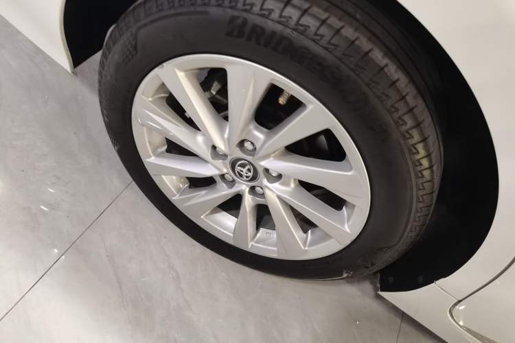 Used Toyota Camry 2022 2.0GVP Premier Edition Right Rear Wheel Hub