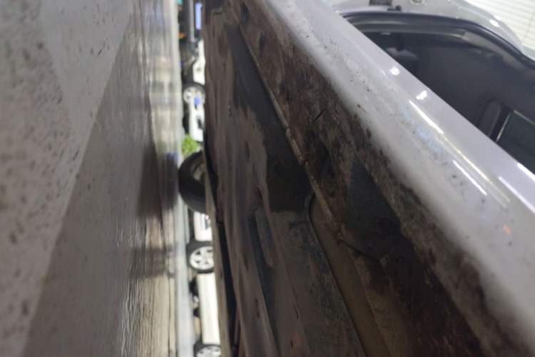 Used Toyota Camry 2022 2.0GVP Premier Edition Right Side Sill