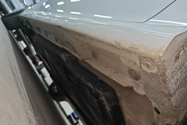 Used Toyota Camry 2022 2.0GVP Premier Edition Right Side Sill