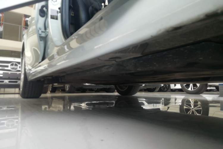Used Toyota Camry 2022 2.0GVP Premier Edition Right Side Sill