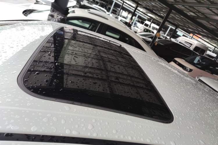 Used Toyota Camry 2022 2.0GVP Premier Edition Roof