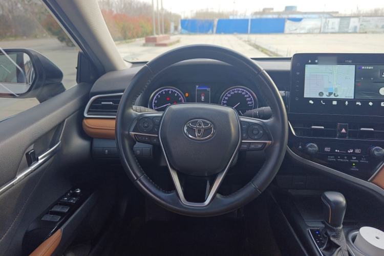 Used Toyota Camry 2022 2.0GVP Premier Edition Steering Wheel