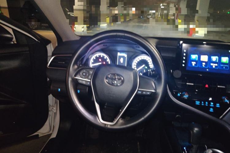 Used Toyota Camry 2022 2.0GVP Premier Edition Steering Wheel
