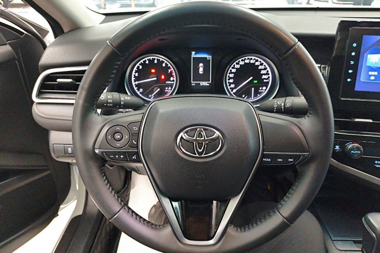 Used Toyota Camry 2022 2.0GVP Premier Edition Steering Wheel