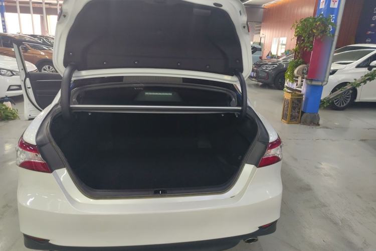 Used Toyota Camry 2022 2.0GVP Premier Edition Trunk