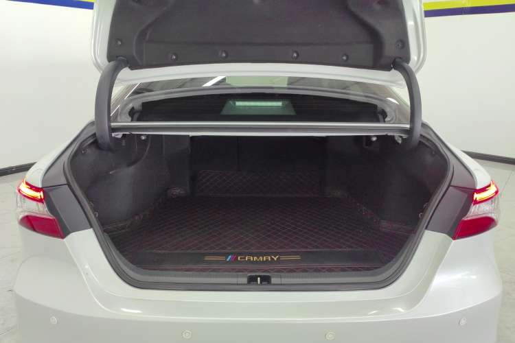 Used Toyota Camry 2022 2.0GVP Premier Edition Trunk