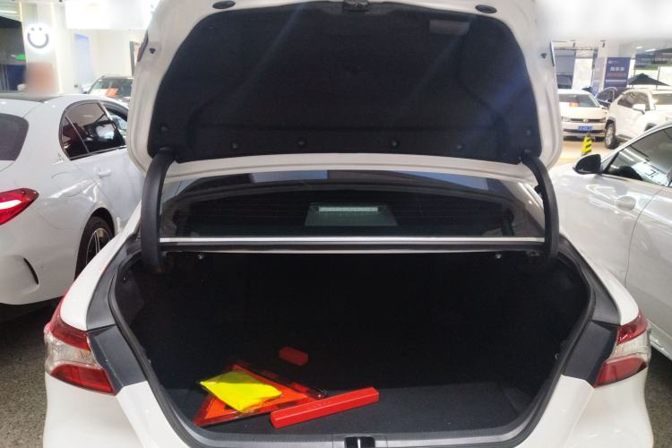 Used Toyota Camry 2022 2.0GVP Premier Edition Trunk