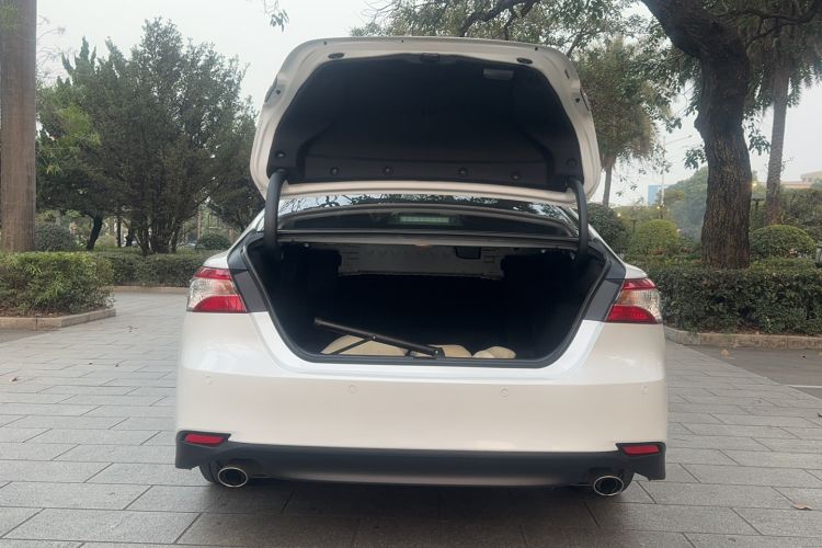 Used Toyota Camry 2022 2.0GVP Premier Edition Trunk