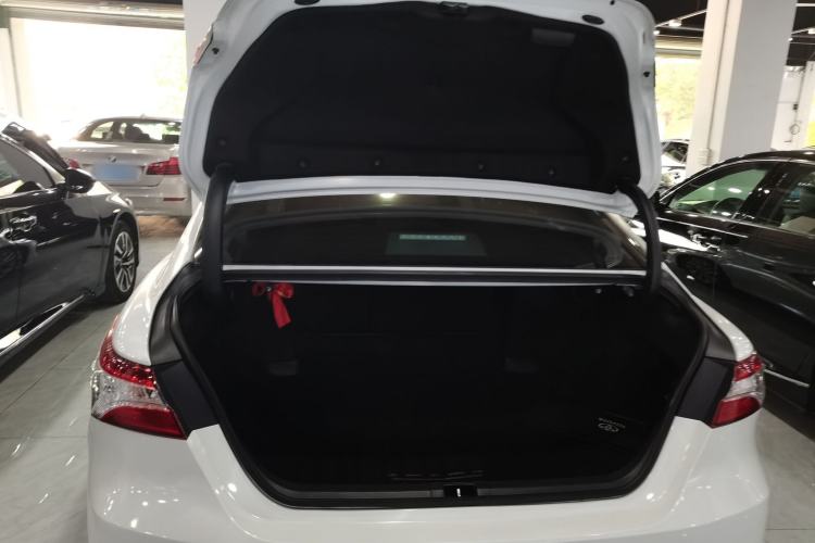 Used Toyota Camry 2022 2.0GVP Premier Edition Trunk
