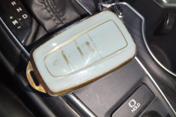 Used Toyota Camry 2022 2.0GVP Premier Edition Vehicle Key