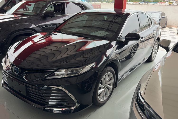 Used Toyota Camry 2023 Dual-Motor 2.5 HGVP Leading Edition Guazi used car, China used car export, Used car for sale, Used Toyota cars, Cheapest cars for sale