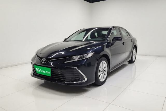 Ojetý Toyota Camry 2023 2.0GVP Premier Edition