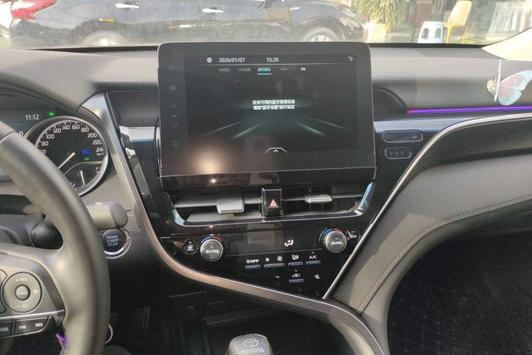 Used Toyota Camry 2023 2.0G Luxury Edition Audio And AC Panel