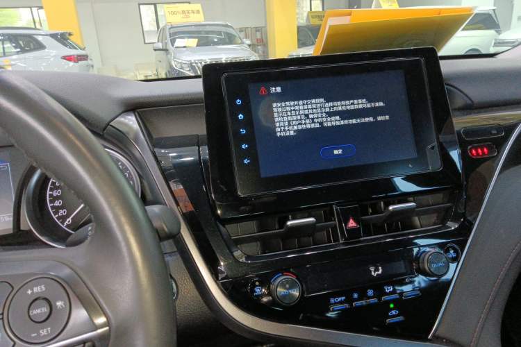 Used Toyota Camry 2023 Dual-Motor 2.5 HGVP Leading Edition Audio And AC Panel