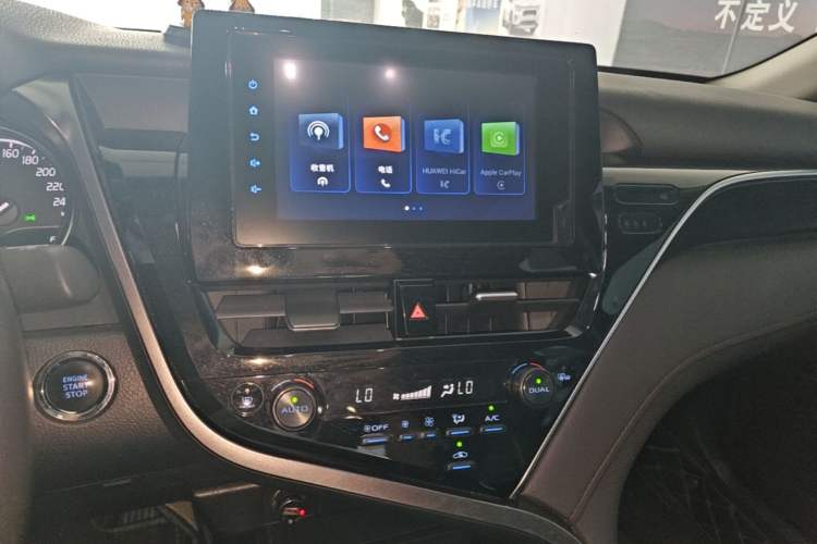 Used Toyota Camry 2023 2.0GVP Premier Edition Audio And AC Panel